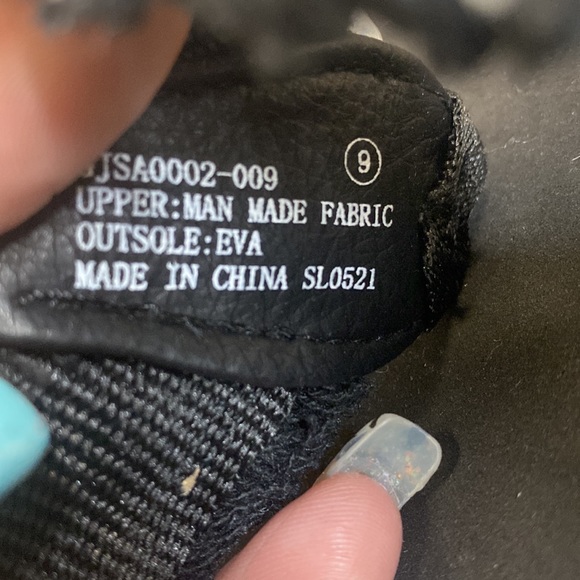 Womens Gypsy Jazz Flip Flops Cow Print - Picture 4 of 6